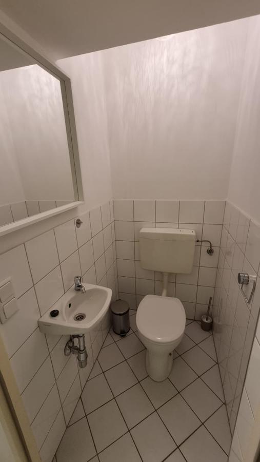 Sunny Apartment Next To Metro 1Br Viena Exterior foto